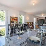 Suite Kandinsky Furnished Flat